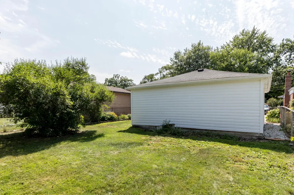 3985 Harding Street Dearborn Heights, MI 48125