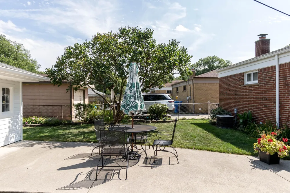 3985 Harding Street Dearborn Heights, MI 48125