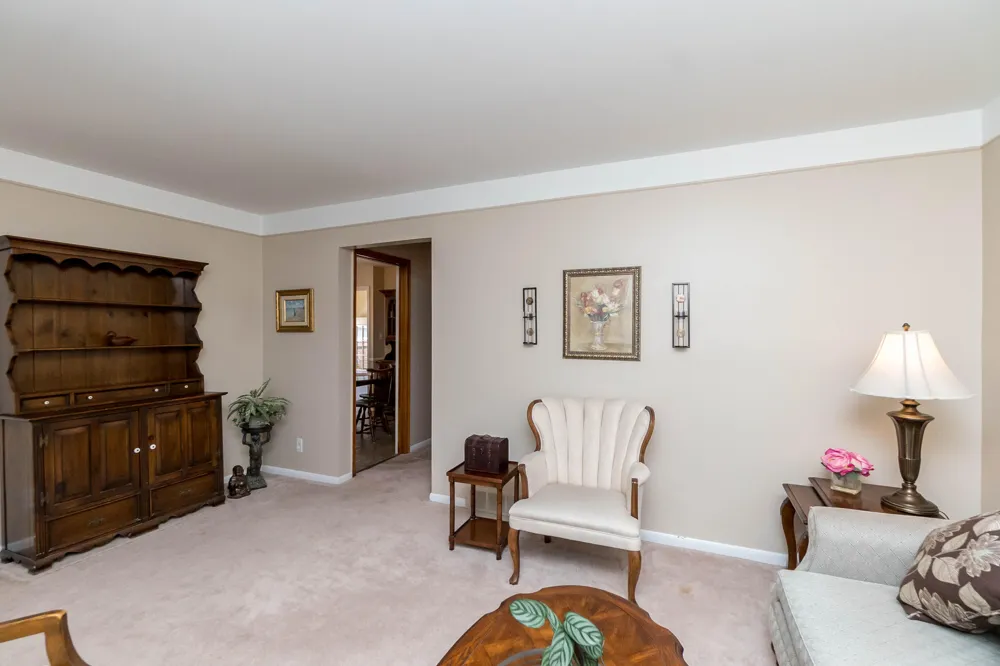 3985 Harding Street Dearborn Heights, MI 48125