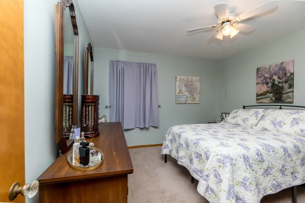 3985 Harding Street Dearborn Heights, MI 48125