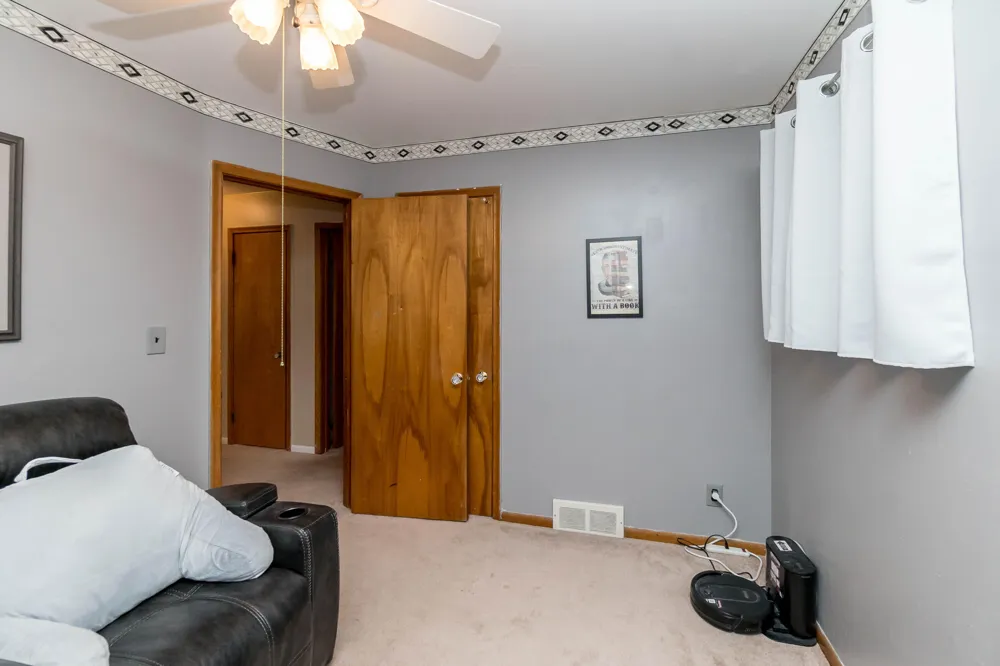 3985 Harding Street Dearborn Heights, MI 48125