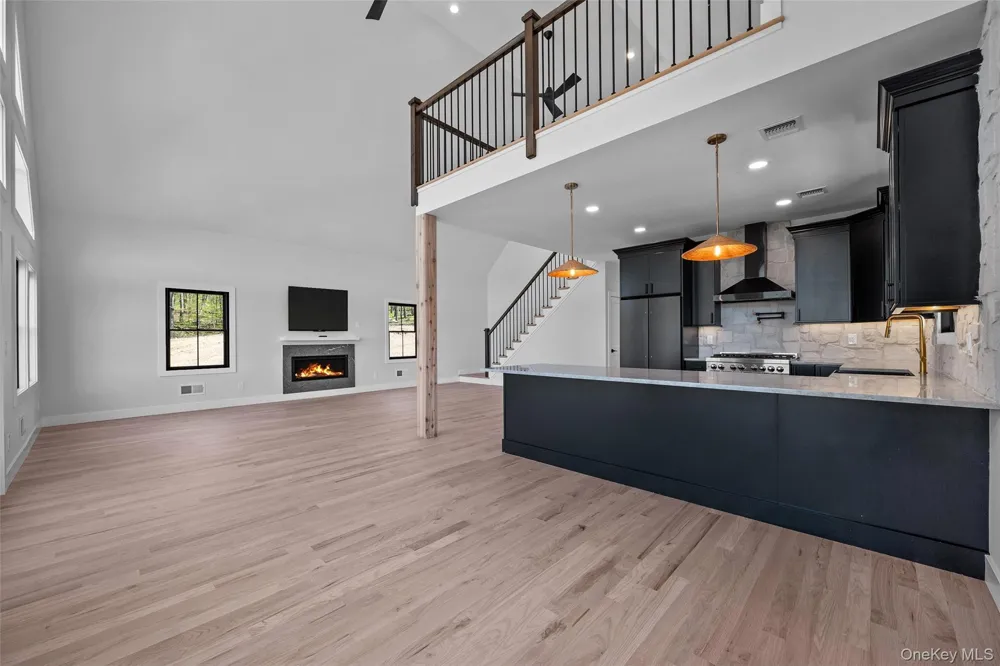 98 Fox Hill Road Wallkill, NY 12589