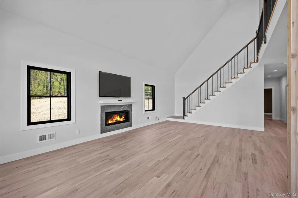 98 Fox Hill Road Wallkill, NY 12589