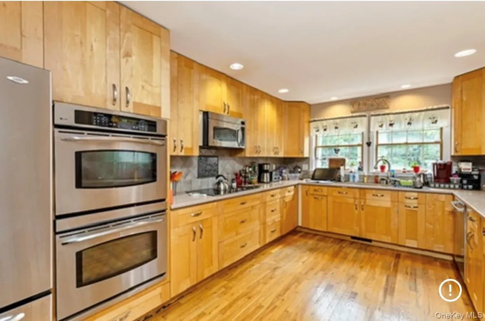 27 Depot Road Westhampton Beach, NY 11978