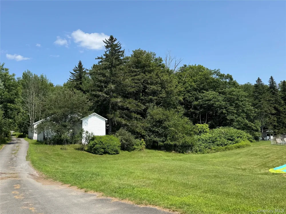 6269 State Route 42 #6279 Woodbourne, NY 12788