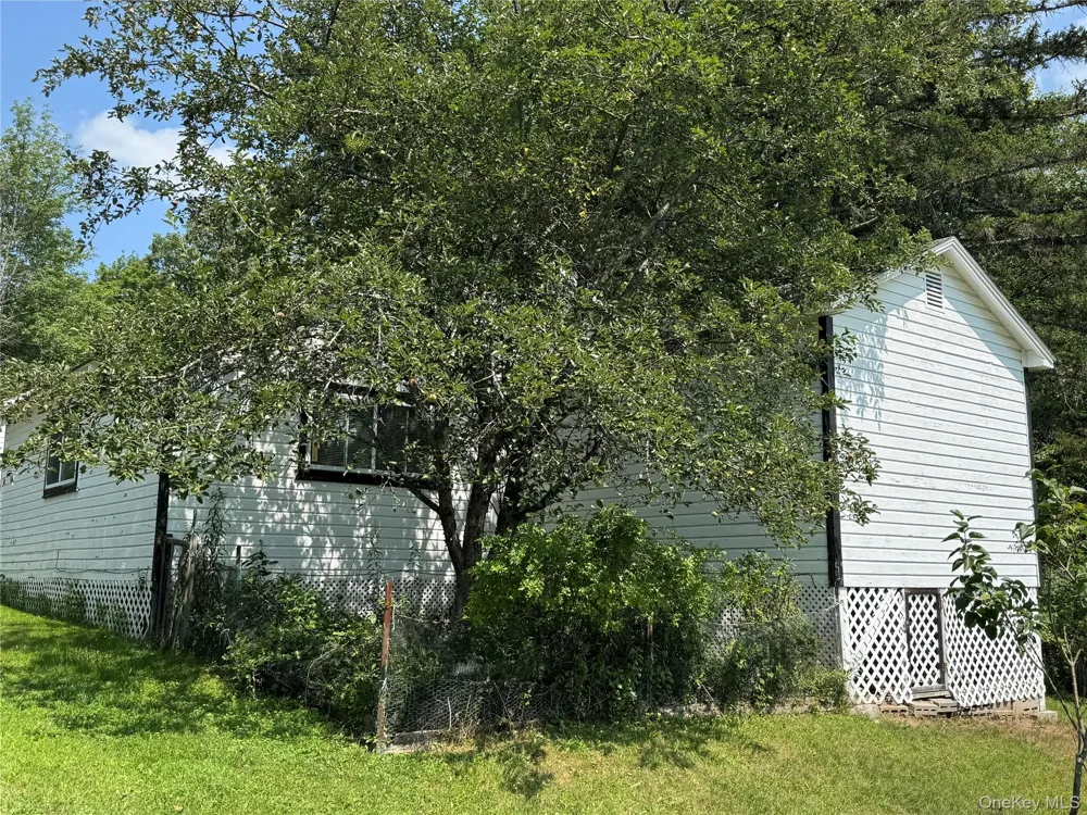 6269 State Route 42 #6279 Woodbourne, NY 12788