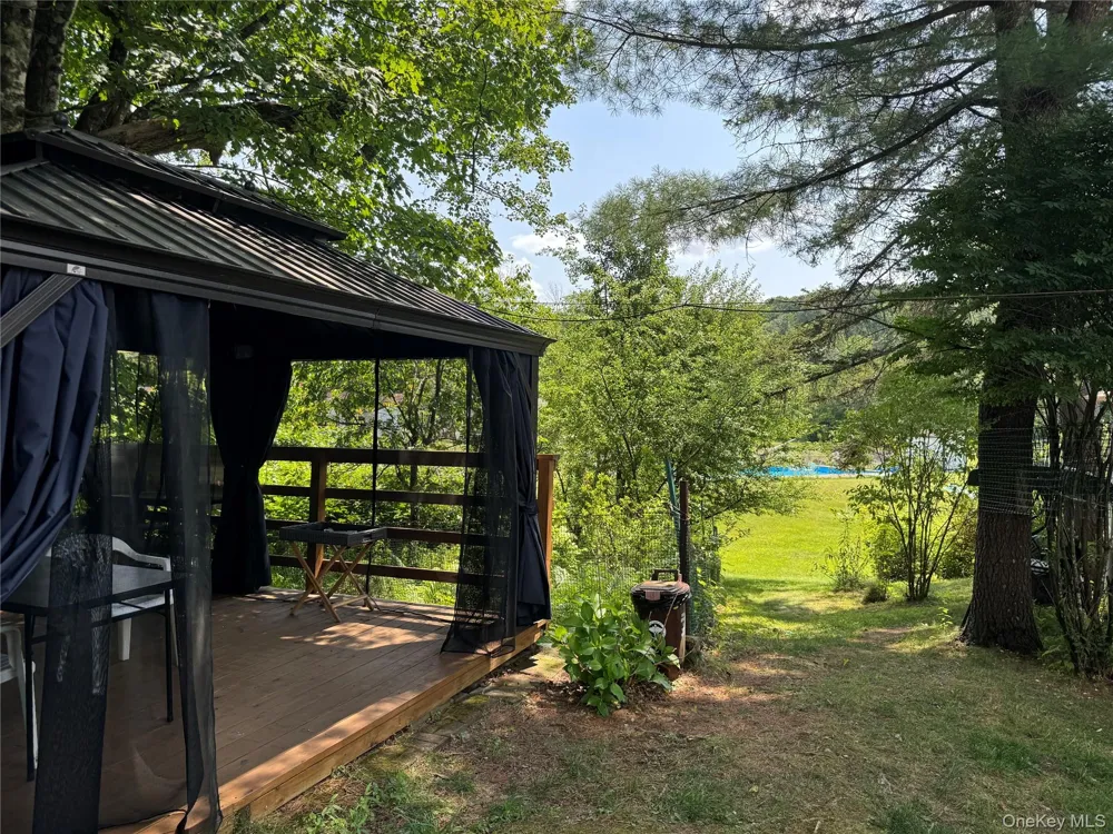 6269 State Route 42 #6279 Woodbourne, NY 12788