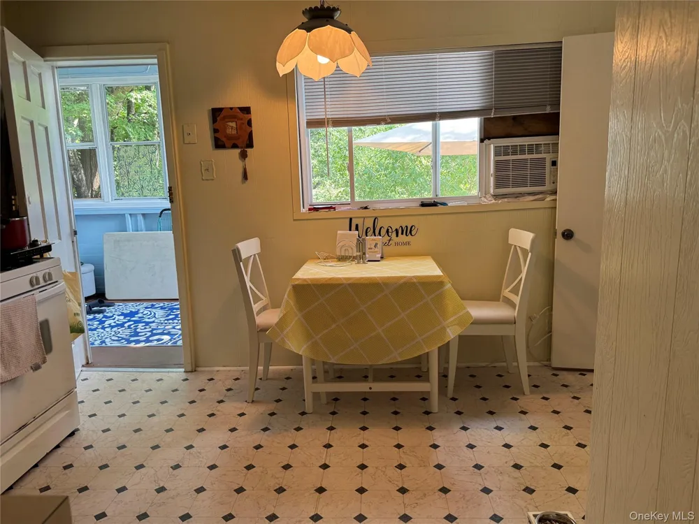 6269 State Route 42 #6279 Woodbourne, NY 12788