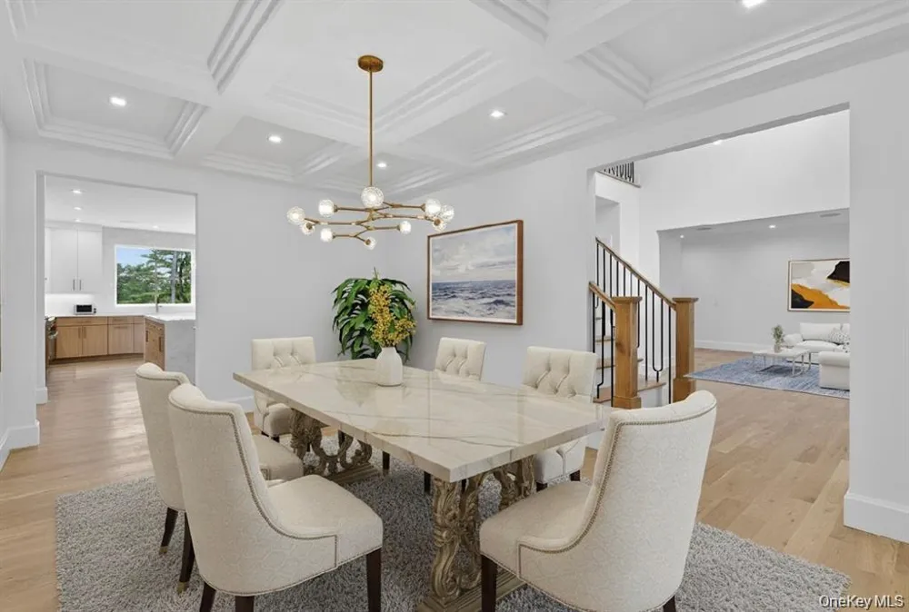 32 Pine Road Syosset, NY 11791