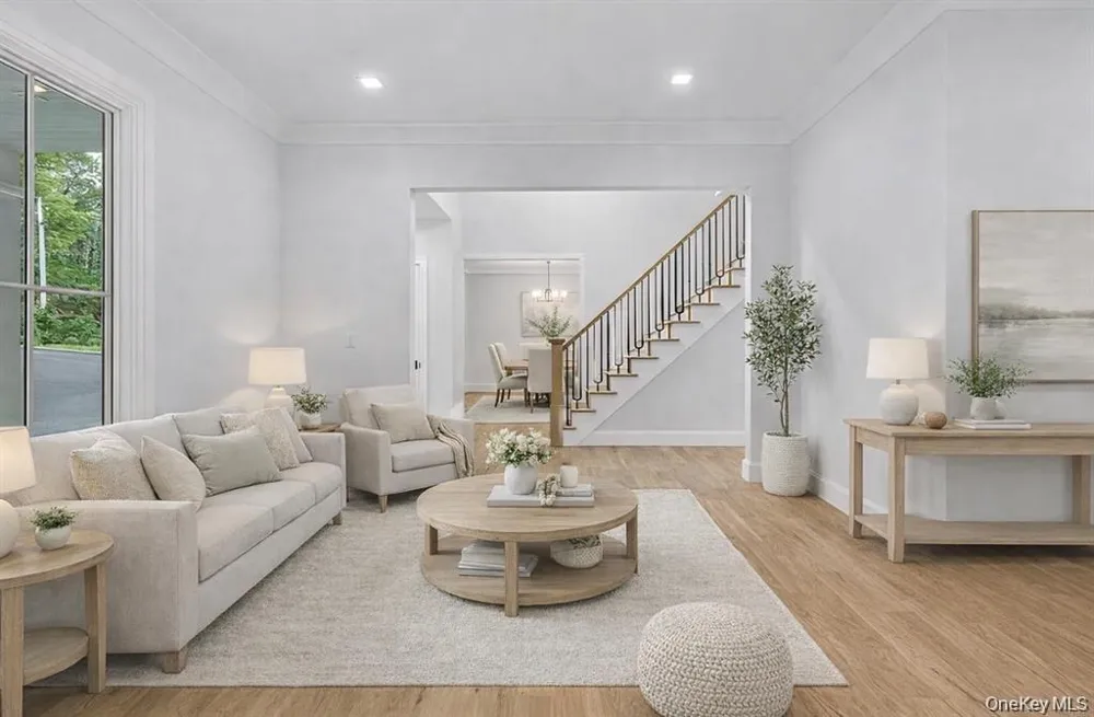 32 Pine Road Syosset, NY 11791