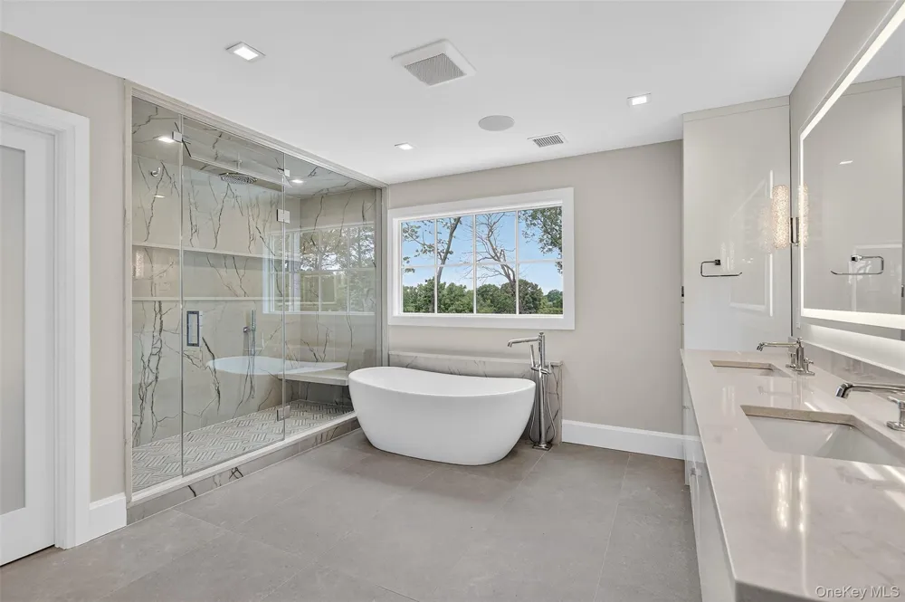 32 Pine Road Syosset, NY 11791