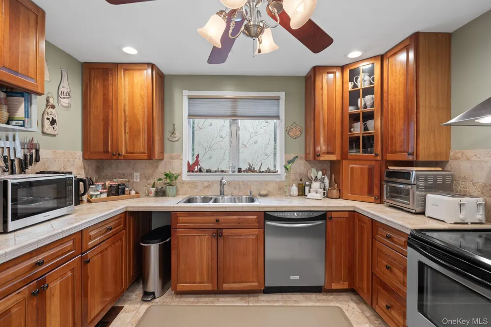 35 Highland Avenue Walden, NY 12586