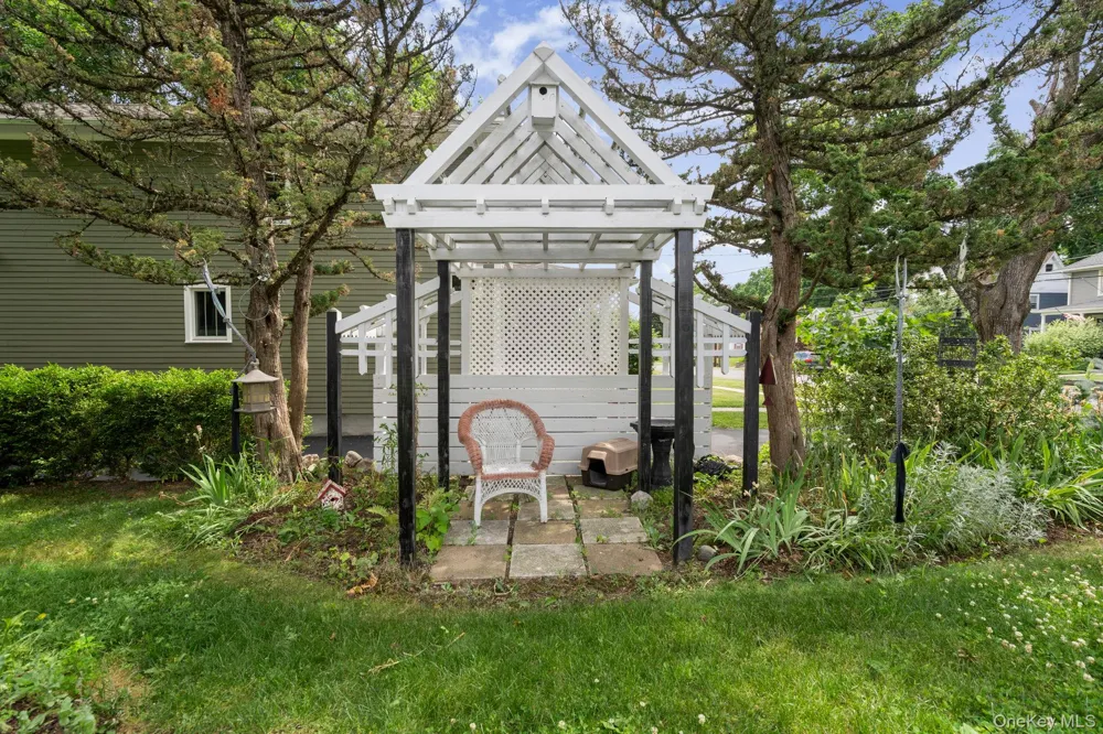 35 Highland Avenue Walden, NY 12586