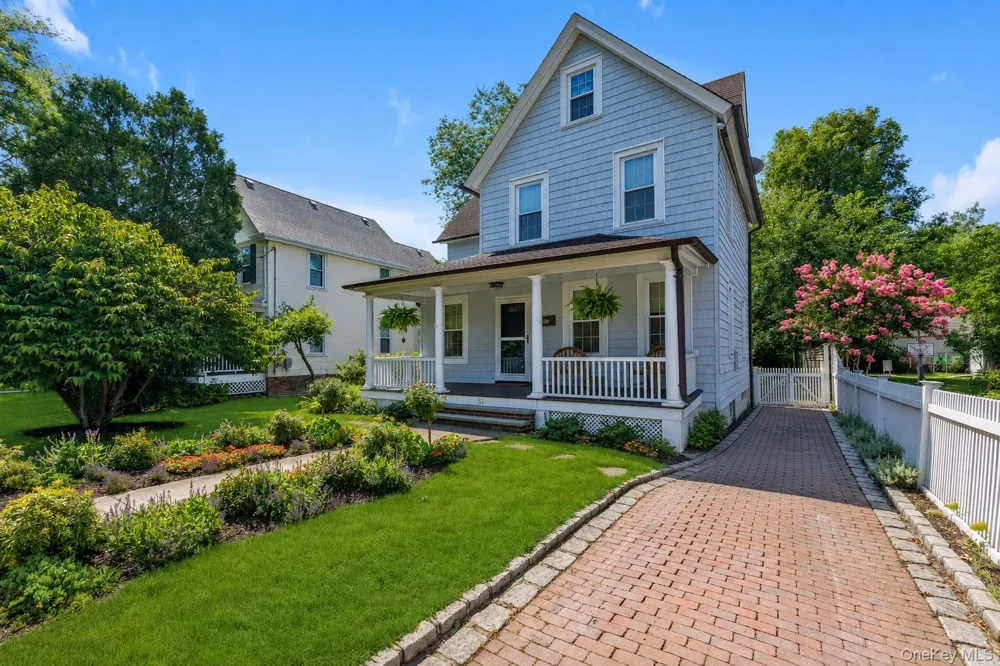 51 Tooker Avenue Oyster Bay, NY 11771