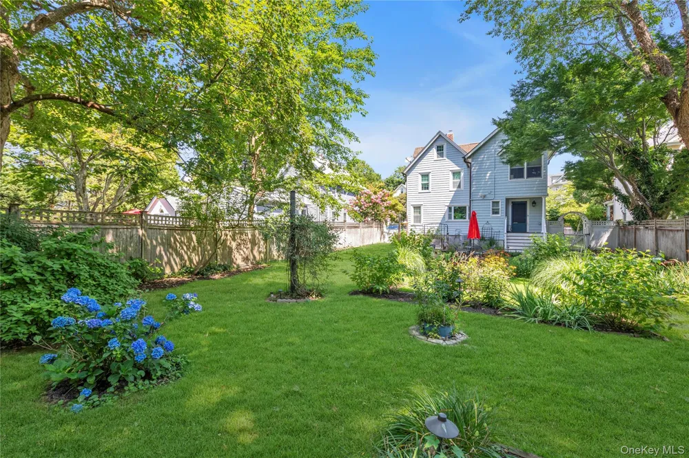 51 Tooker Avenue Oyster Bay, NY 11771