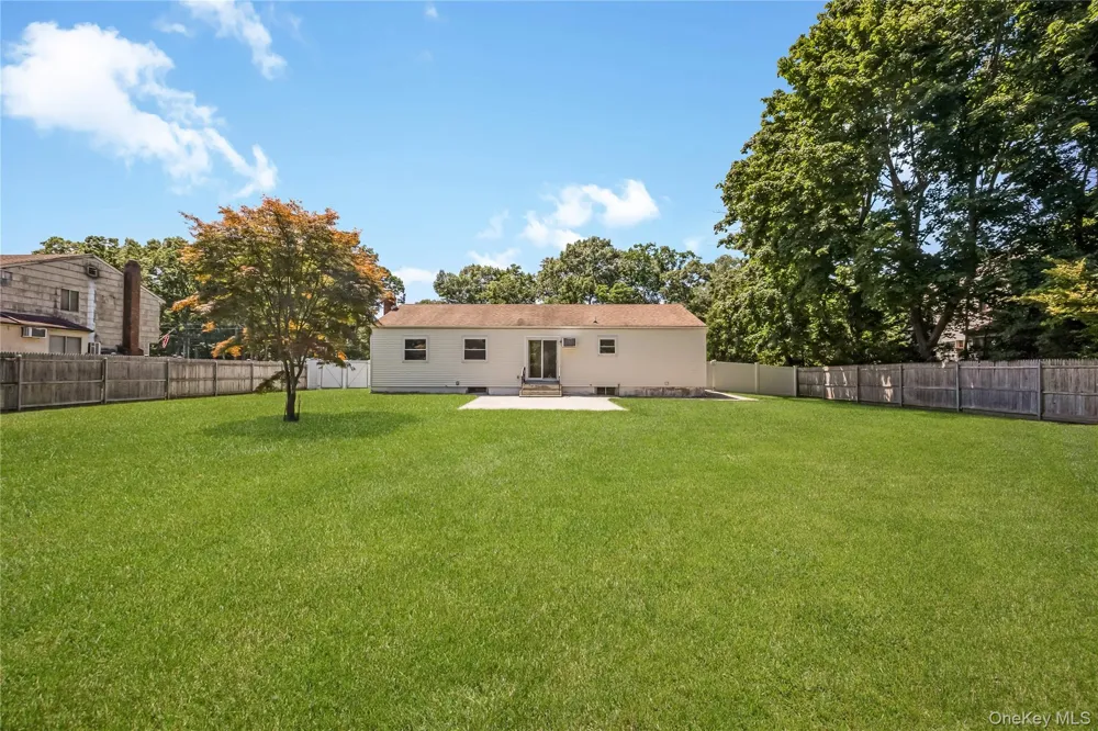 93 Raynor Road Ridge, NY 11961