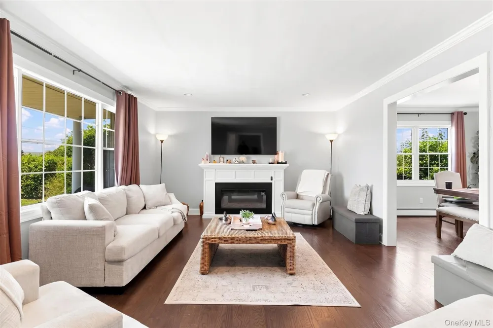 336 Grand Central Avenue Amityville, NY 11701