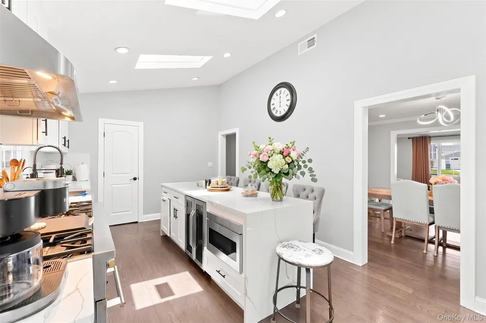 336 Grand Central Avenue Amityville, NY 11701