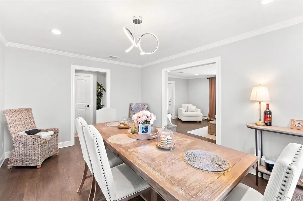 336 Grand Central Avenue Amityville, NY 11701