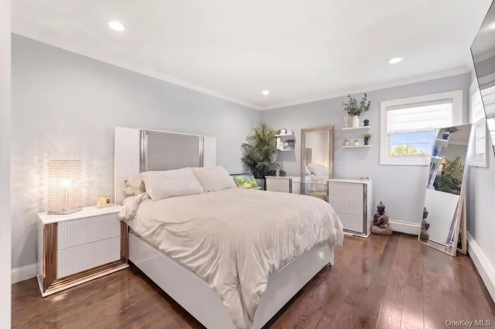 336 Grand Central Avenue Amityville, NY 11701