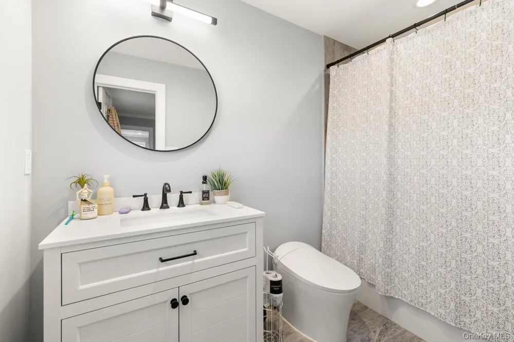 336 Grand Central Avenue Amityville, NY 11701