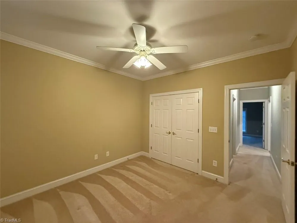 2208 Anchoridge Avenue High Point, NC 27265
