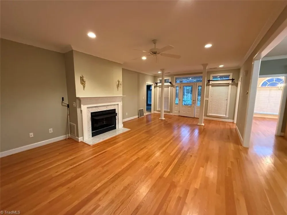 2208 Anchoridge Avenue High Point, NC 27265
