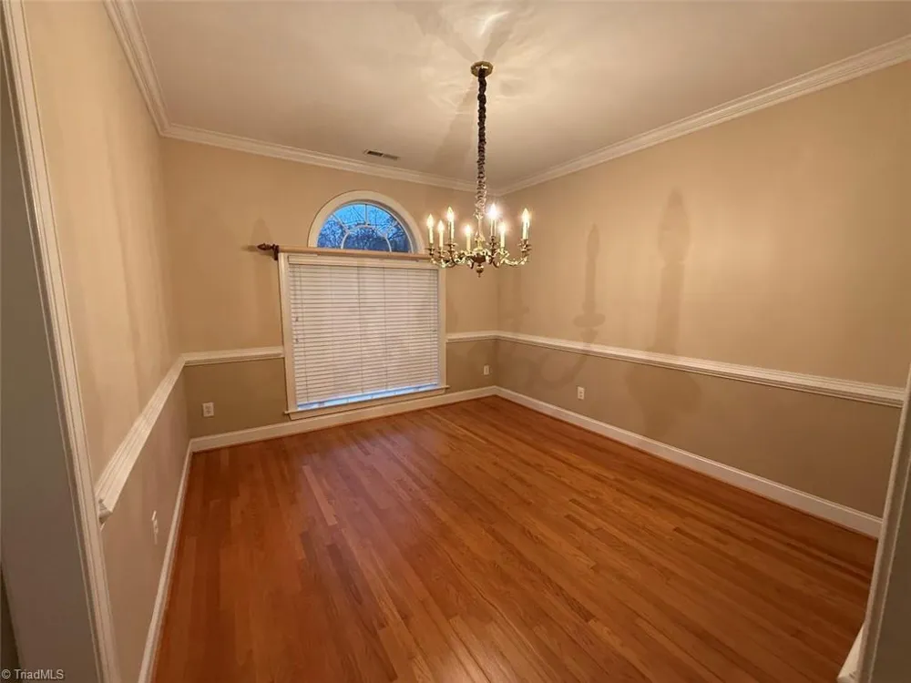 2208 Anchoridge Avenue High Point, NC 27265