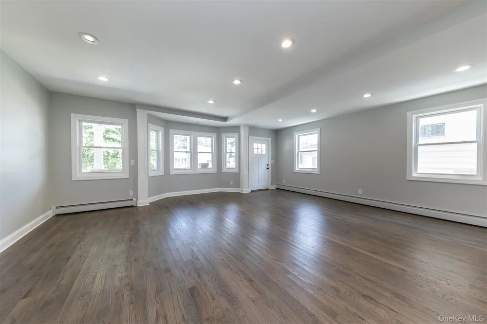 57 Earle Ave #1st Floor Lynbrook, NY 11563