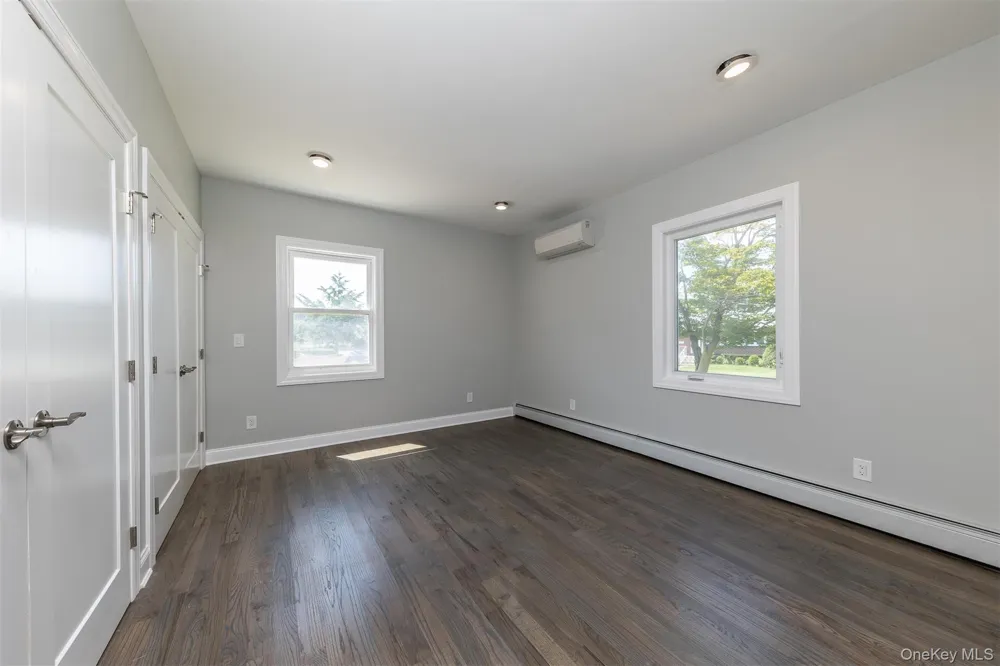 57 Earle Ave #1st Floor Lynbrook, NY 11563