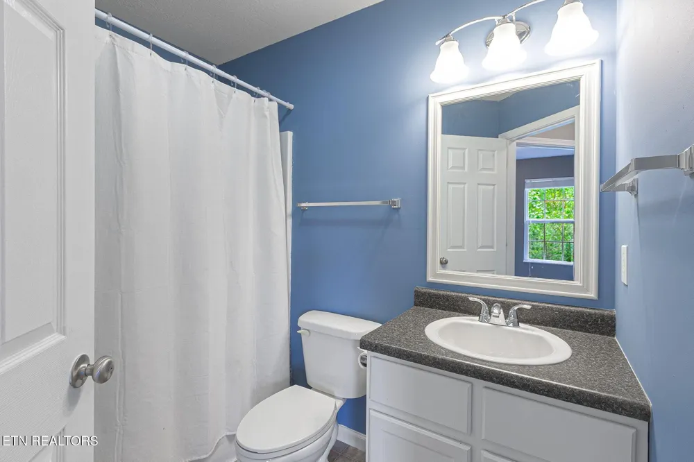 8025 Cold Stream Lane Knoxville, TN 37920