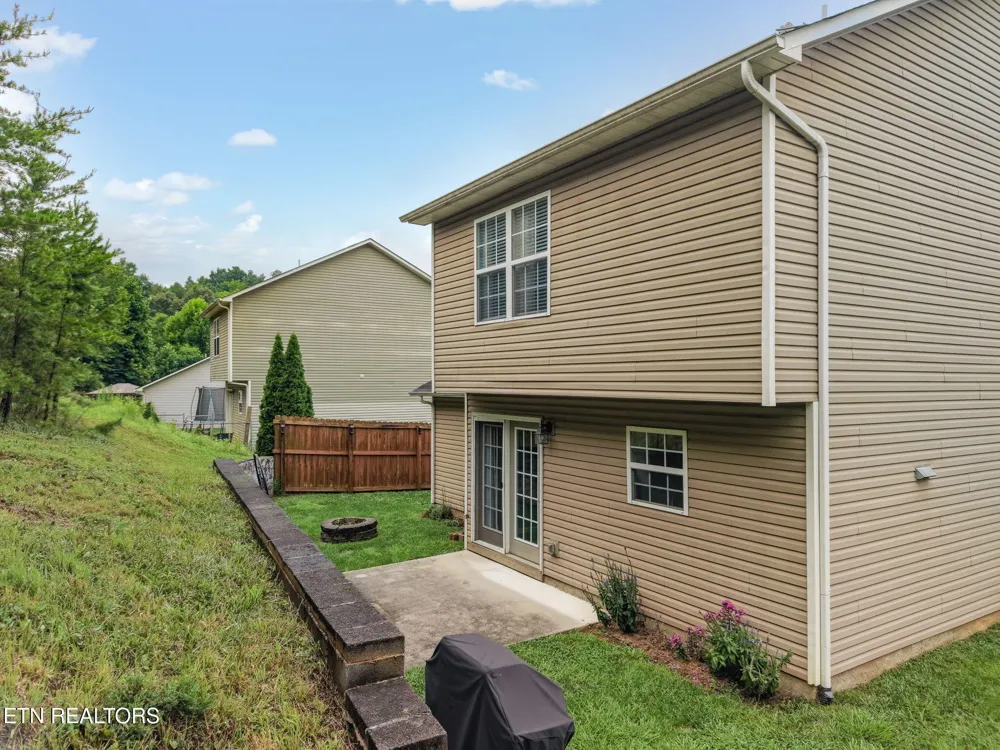 8025 Cold Stream Lane Knoxville, TN 37920