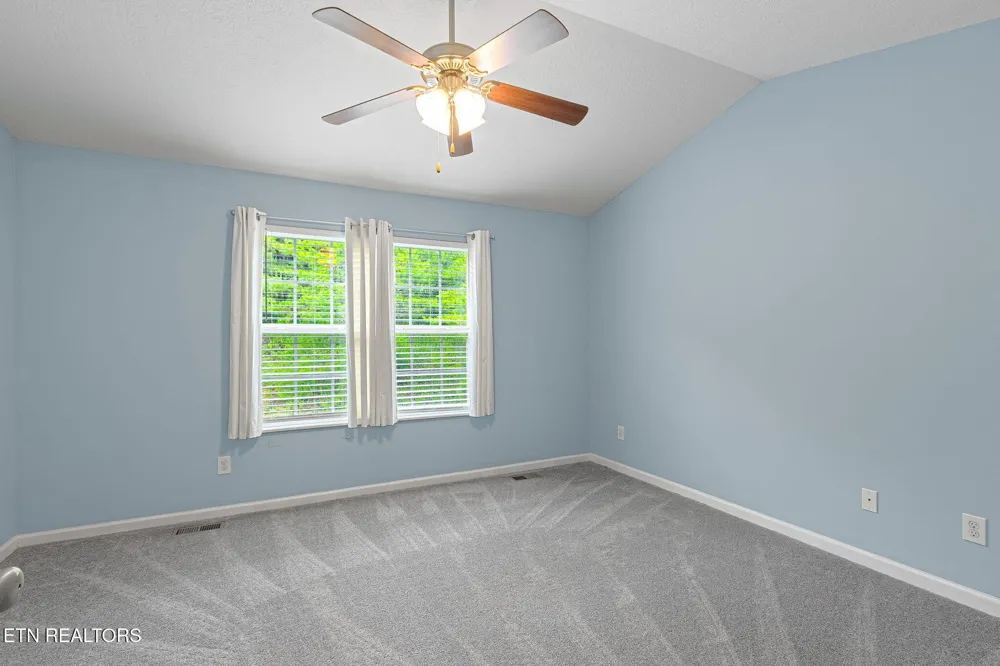 8025 Cold Stream Lane Knoxville, TN 37920