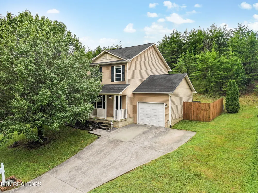 8025 Cold Stream Lane Knoxville, TN 37920