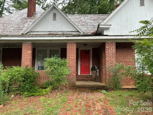 129 Pine Street Rutherfordton, NC 28139
