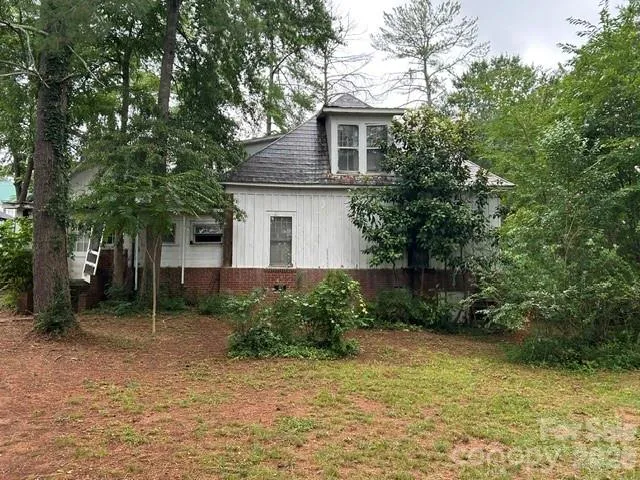 129 Pine Street Rutherfordton, NC 28139