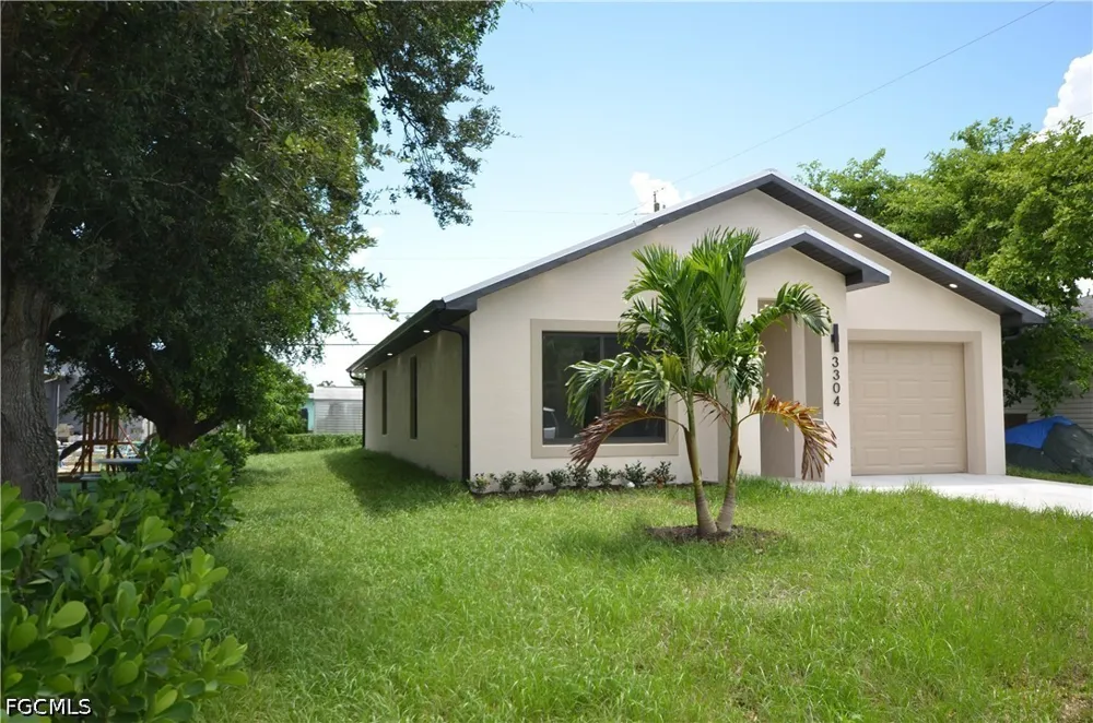 Armstrong Court NE Fort Myers, FL 33916