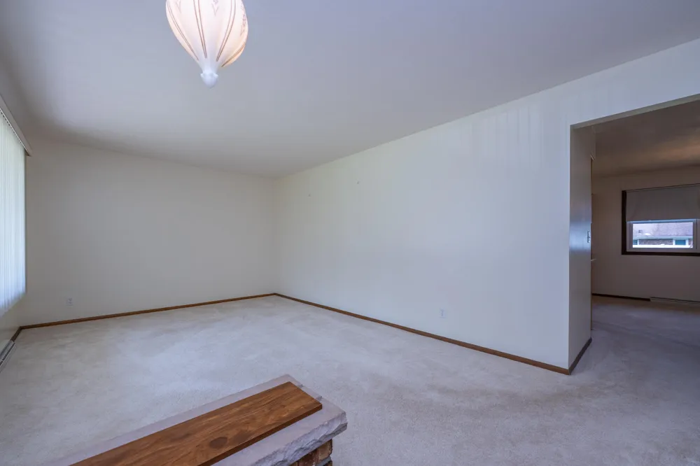 5980 Willow Creek Path Stevensville, MI 49127