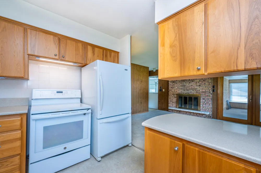 5980 Willow Creek Path Stevensville, MI 49127
