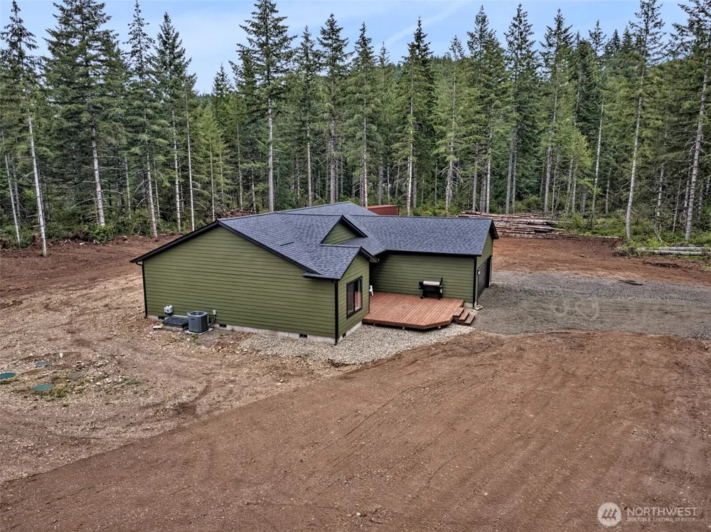 19 Raven Lane Elma, WA 98541