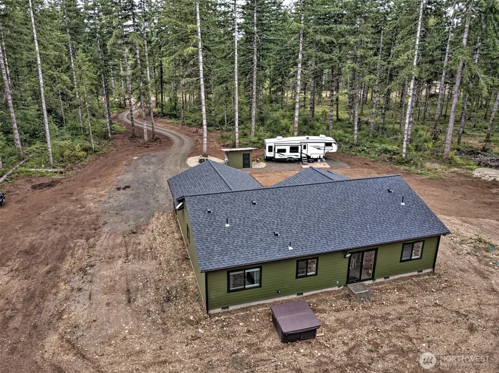 19 Raven Lane Elma, WA 98541