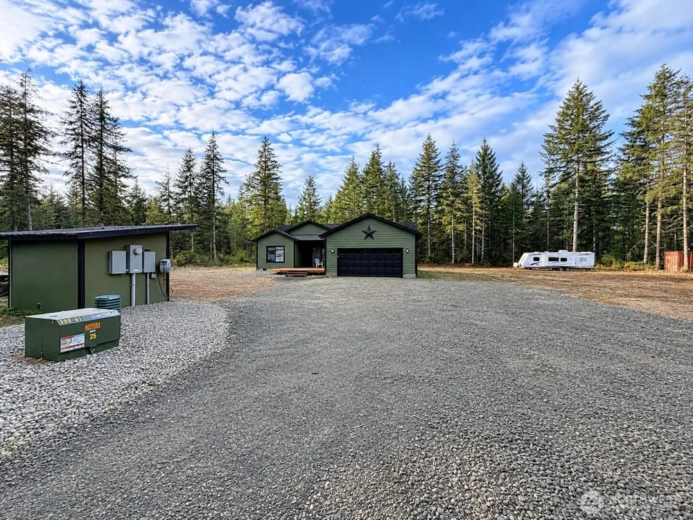 19 Raven Lane Elma, WA 98541