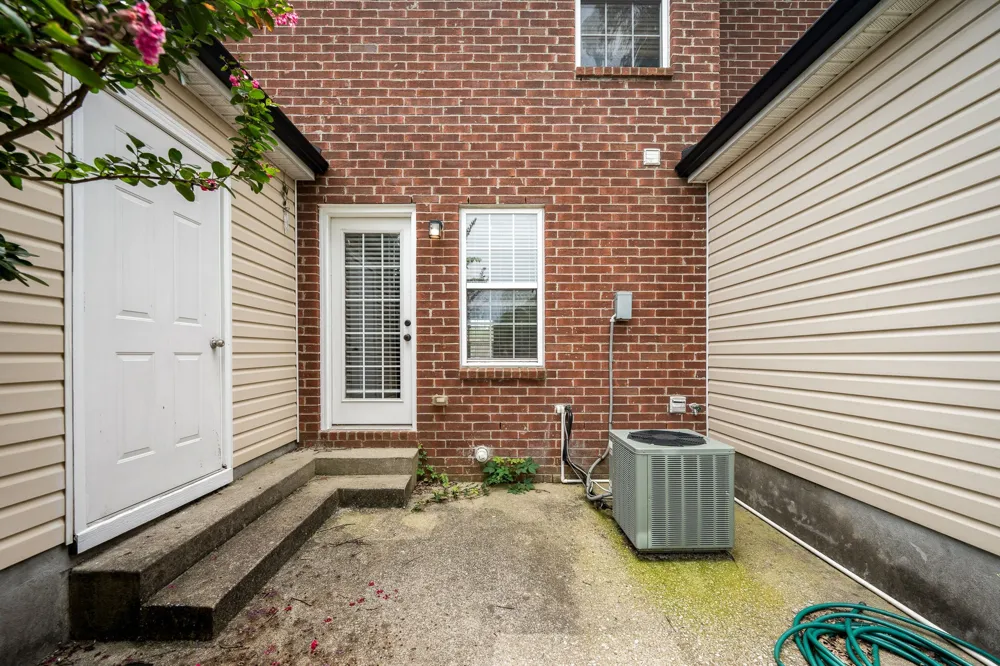 340 Stewarts Landing Cir Smyrna, TN 37167