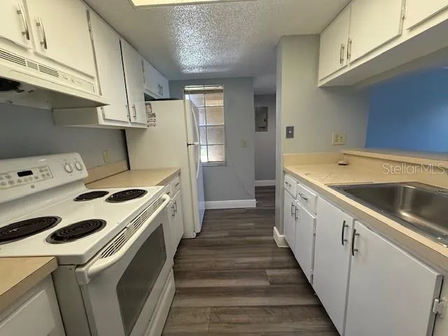 1656 SUNNY BROOK LANE NE #L102 Palm Bay, FL 32905