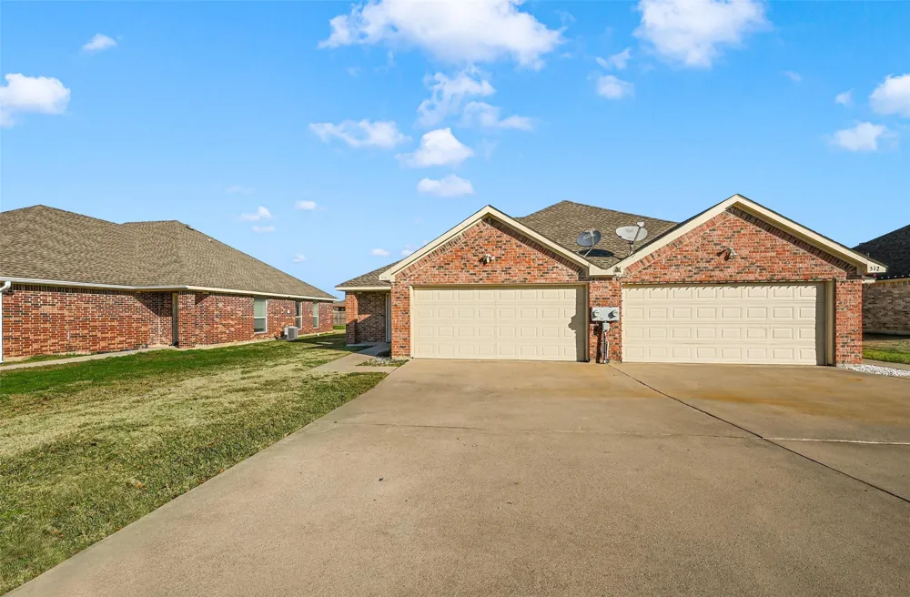 514 Harris Street Gunter, TX 75058