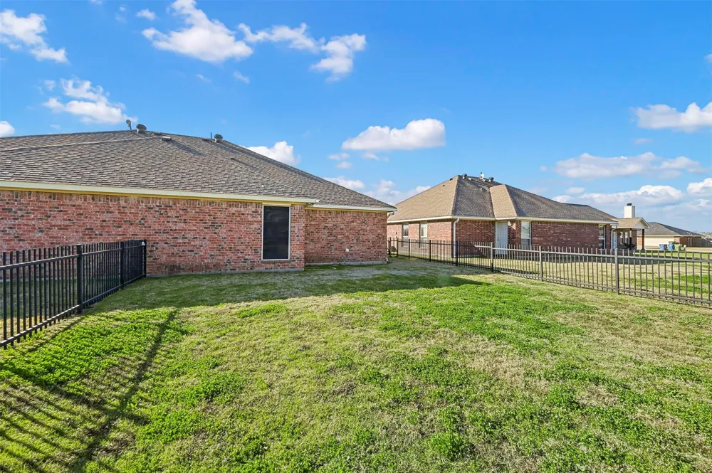 514 Harris Street Gunter, TX 75058