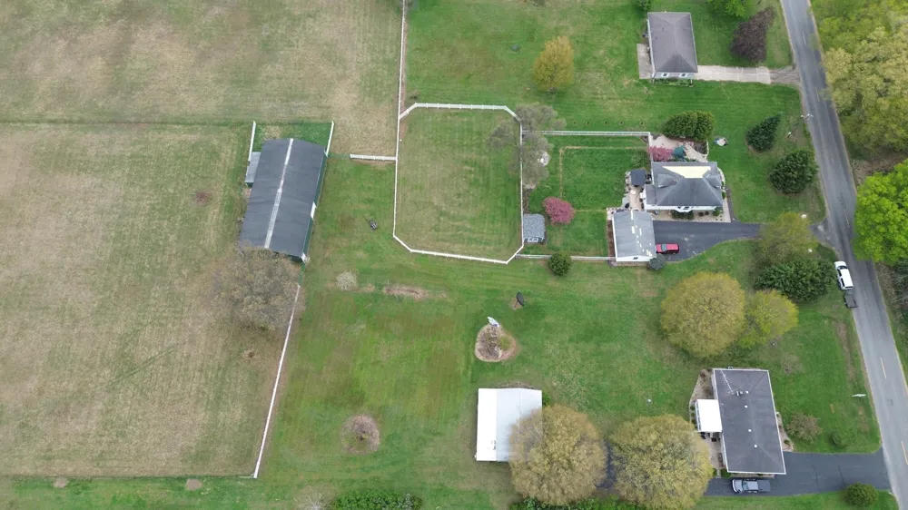 1155 S Bainbridge Center Road Benton Harbor, MI 49022