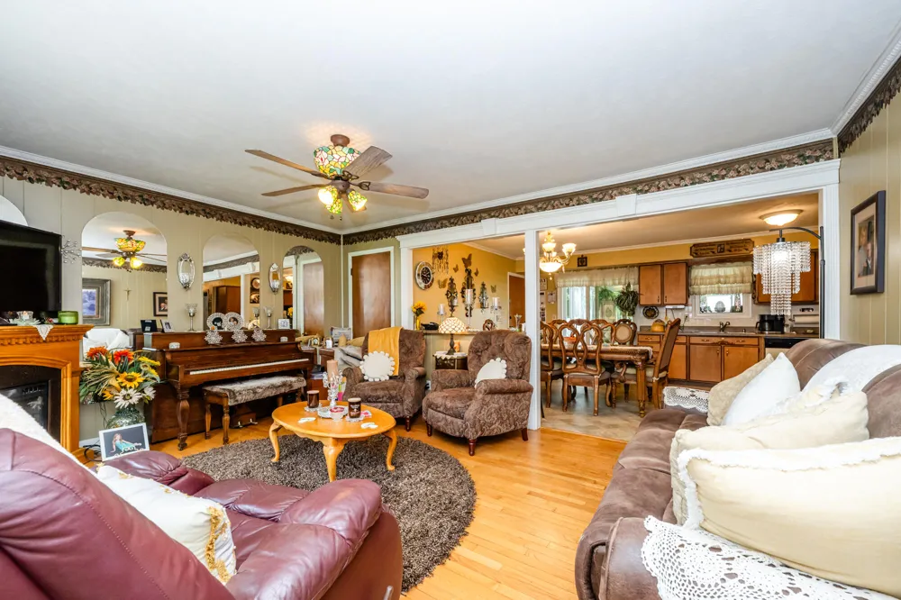 1155 S Bainbridge Center Road Benton Harbor, MI 49022