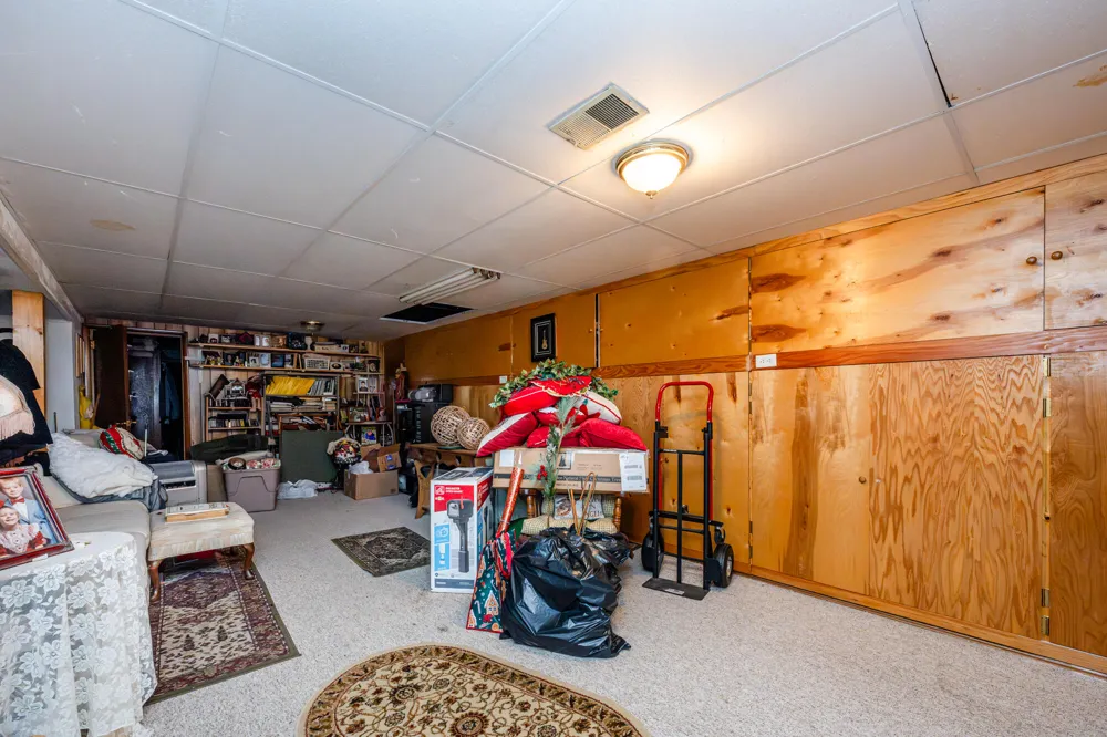 1155 S Bainbridge Center Road Benton Harbor, MI 49022