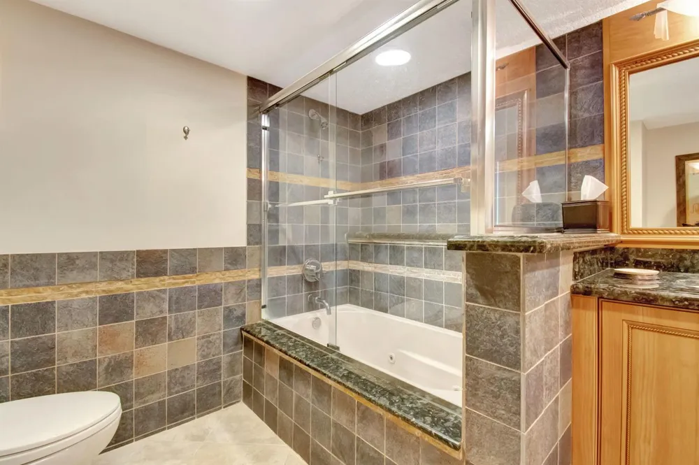 4740 S OCEAN BOULEVARD S #909 Highland Beach, FL 33487